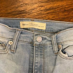 Gap Super High Rose Crop Jean